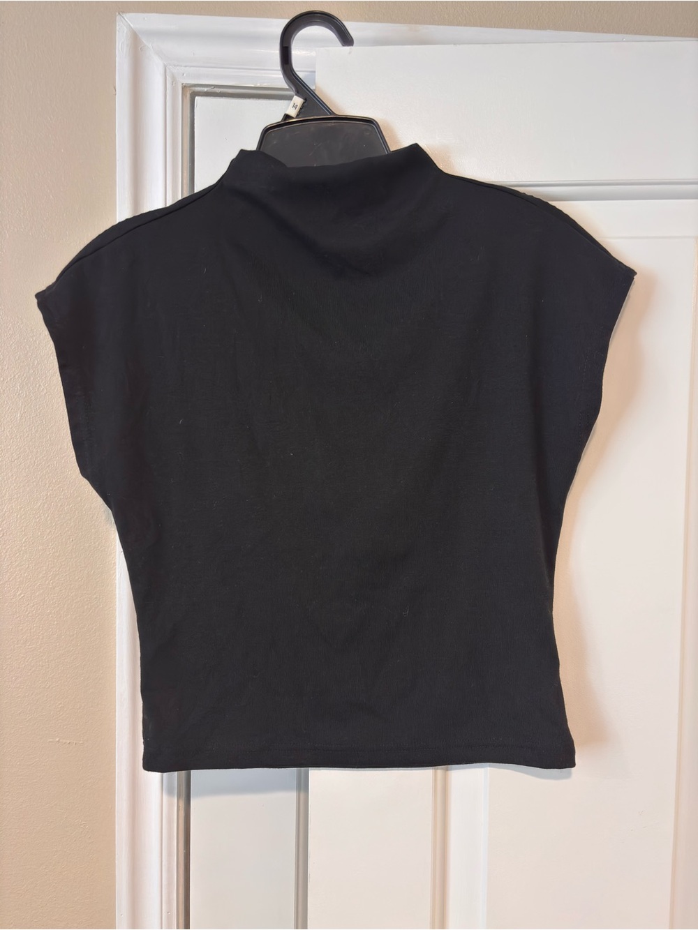 SHEIN Black Mock Neck Cap Sleeve Top